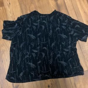 Woman’s XL / XXL NAVY Textured Glitter Embellished Pattern All Over Shirt Top